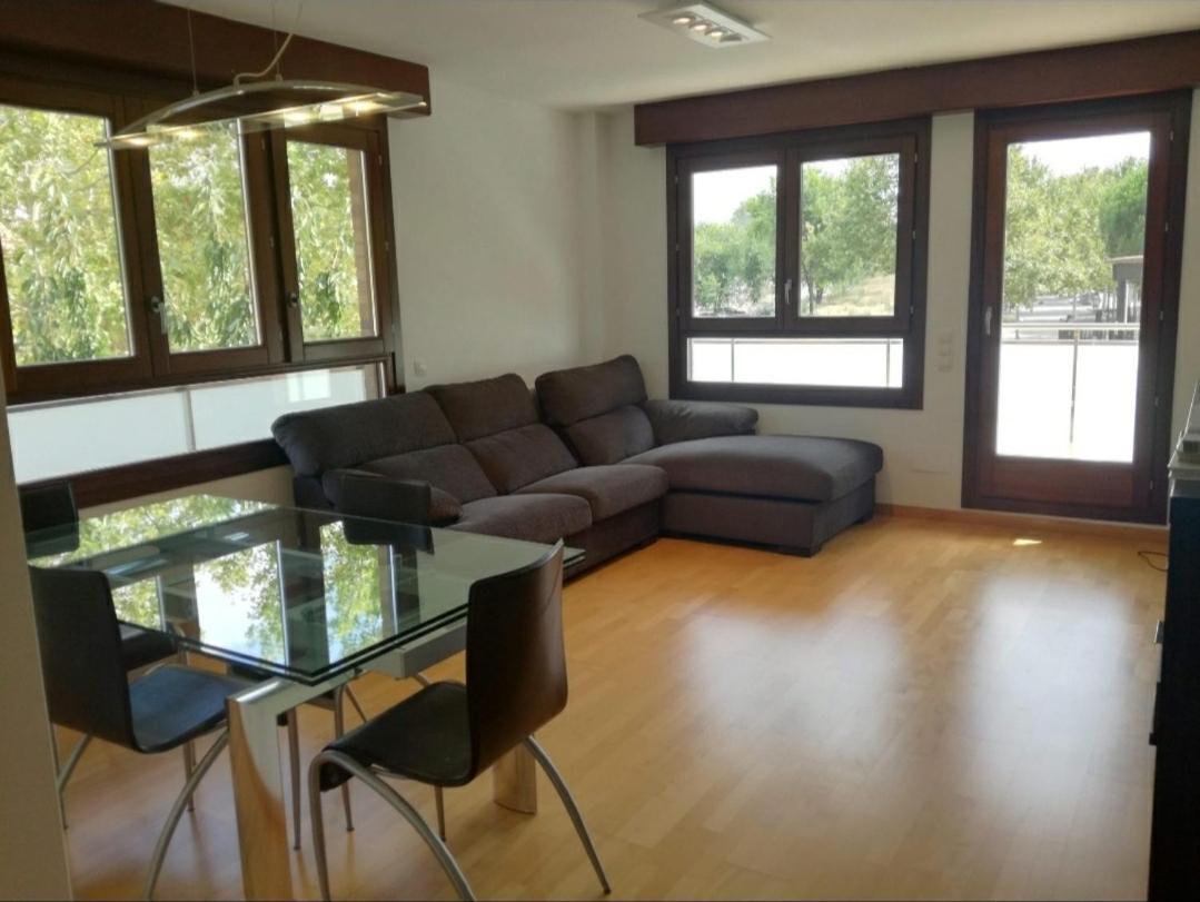 Habitacion Con Piscina Y Sauna サン・クガ・デル・バリェス エクステリア 写真